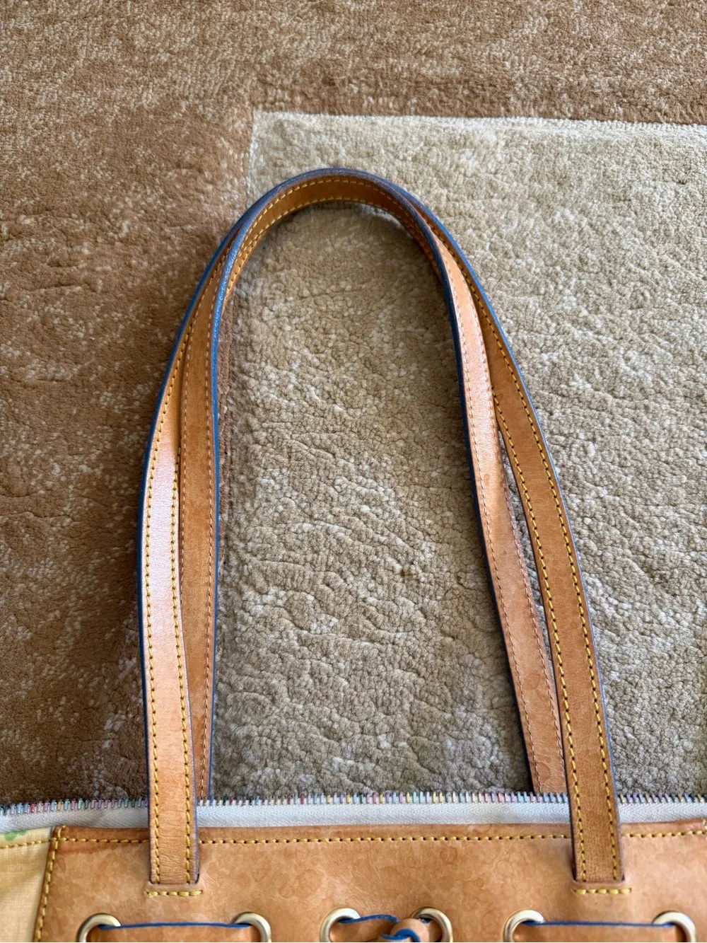 Dooney & Bourke Vintage y2k Miami Beach patent leather tote bag